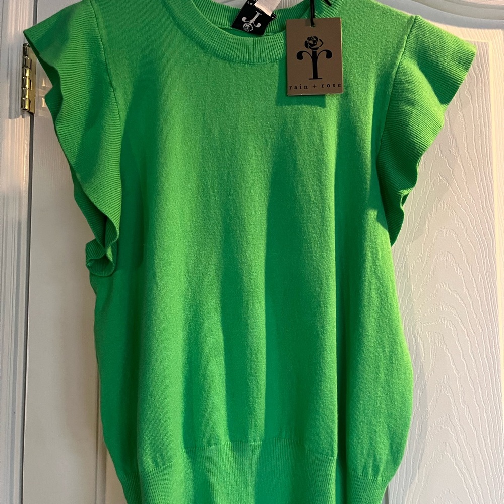 Rain + Rose Green Sleeveless Sweater NEW